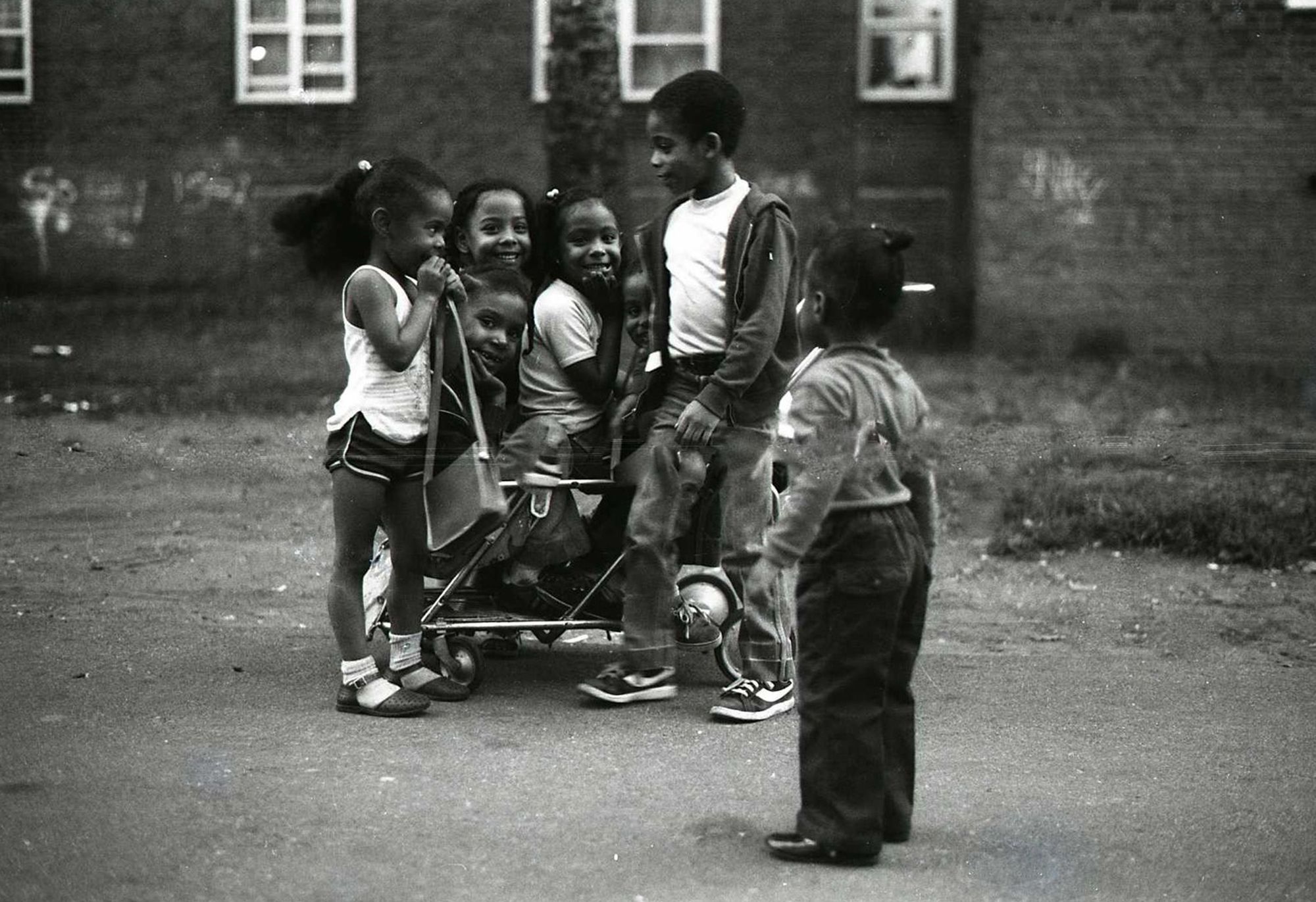 Jamel Shabazz, The Crew, 1980.Courtesy of the artist.