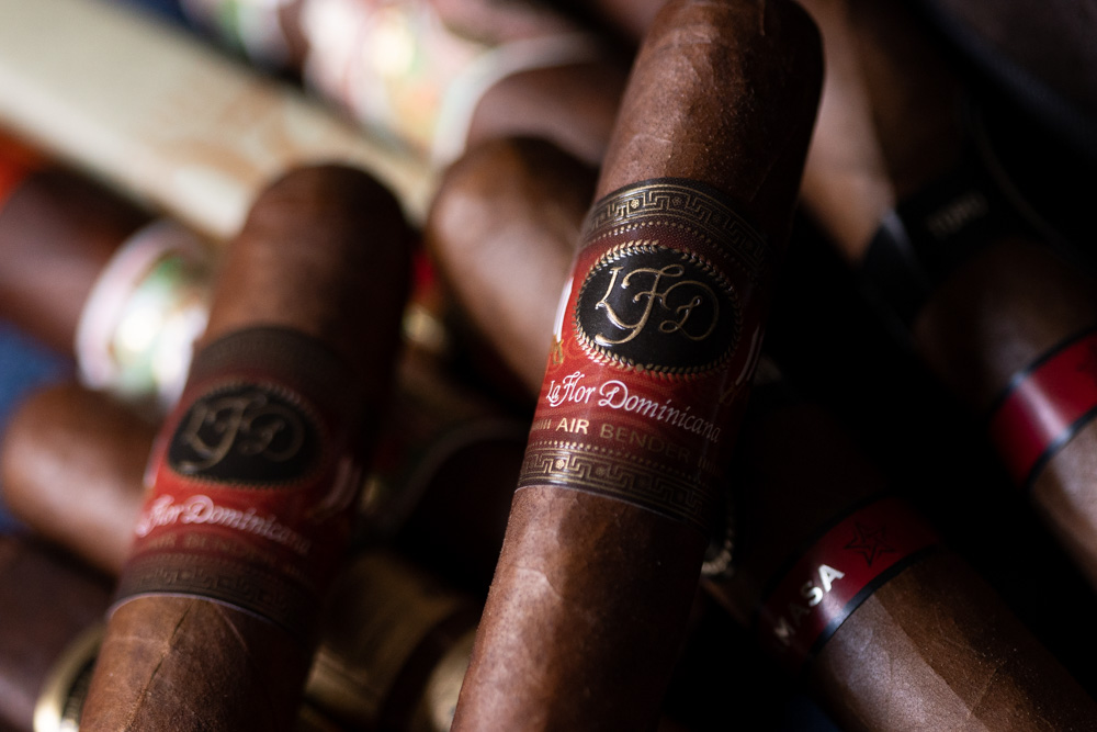 La Flor Dominicana Air Bender Matatan