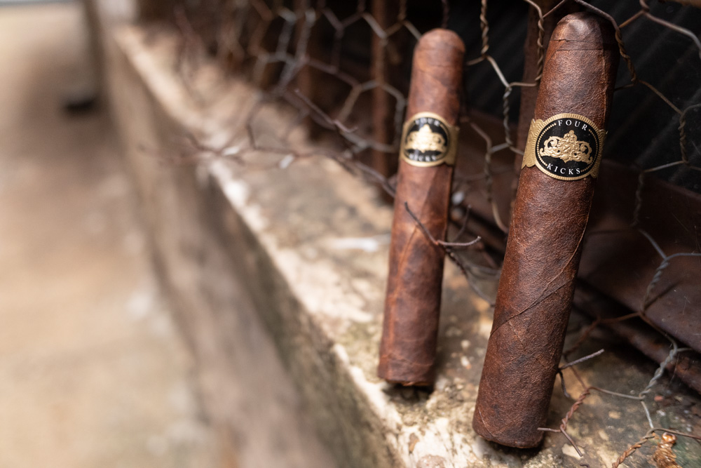 Crowned Heads - Four Kicks Maduro
